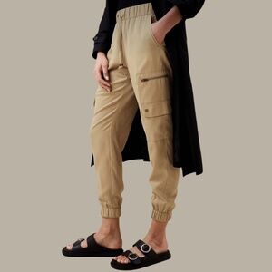 BANANA REPUBLIC 100% Lyocell Cargo Pants Multi Pocket Elasticized Waist Sz XS